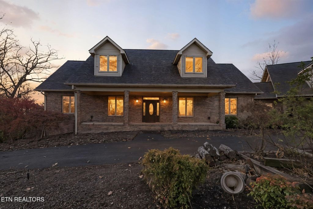 Photo of 306 Teague Lane, Sevierville, TN 37862 (MLS # 1322754)