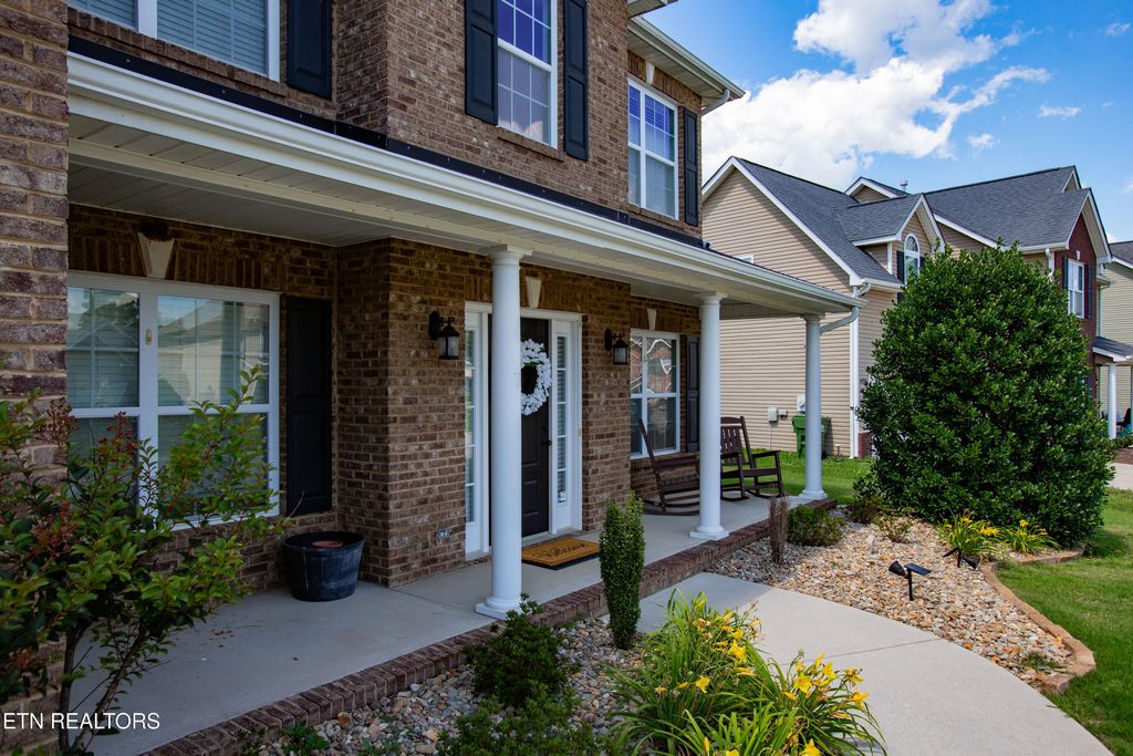 Photo of 410 Frostview Lane, Maryville, TN 37804 (MLS # 1343523)
