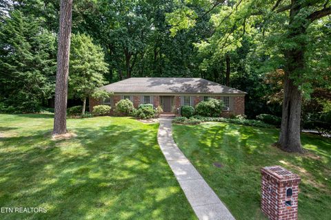 Photo of 910 Bathurst Rd, Knoxville, TN 37909 (MLS # 1345416)