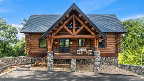 2725 Red Sky Drive Sevierville TN 37862