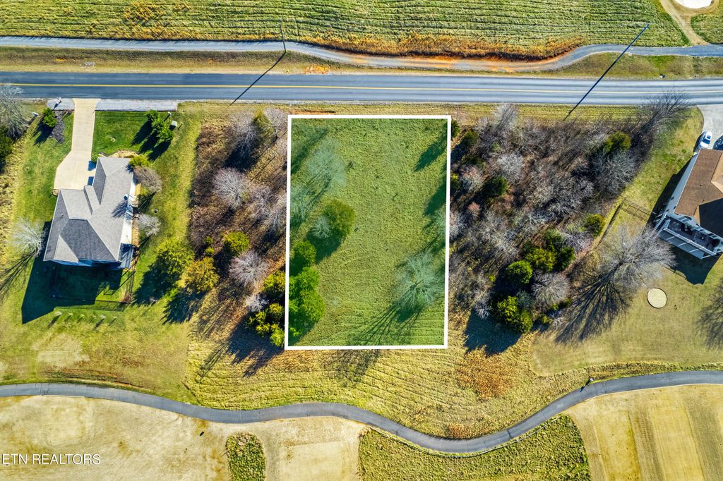 Photo of 415 Kahite Tr, Vonore, TN 37885 (MLS # 1274400)