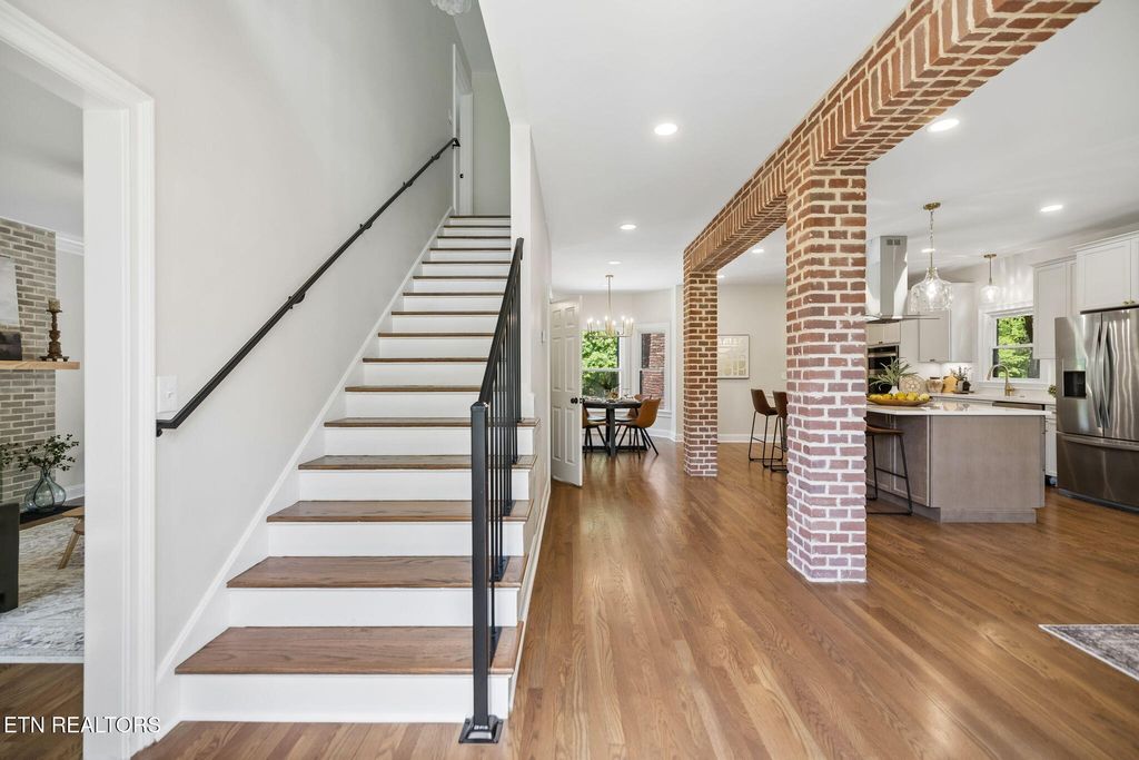 Photo of 1128 Brentwood Point, Kingston, TN 37763 (MLS # 1338814)