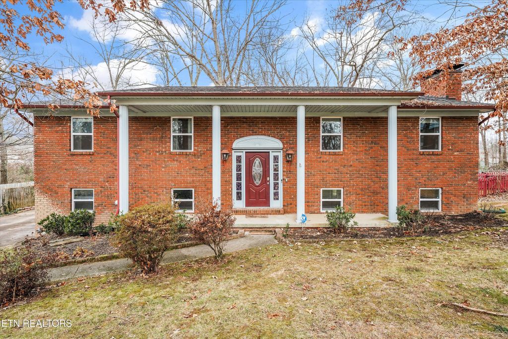 Photo of 1021 Lovell View Drive, Knoxville, TN 37932 (MLS # 1325809)