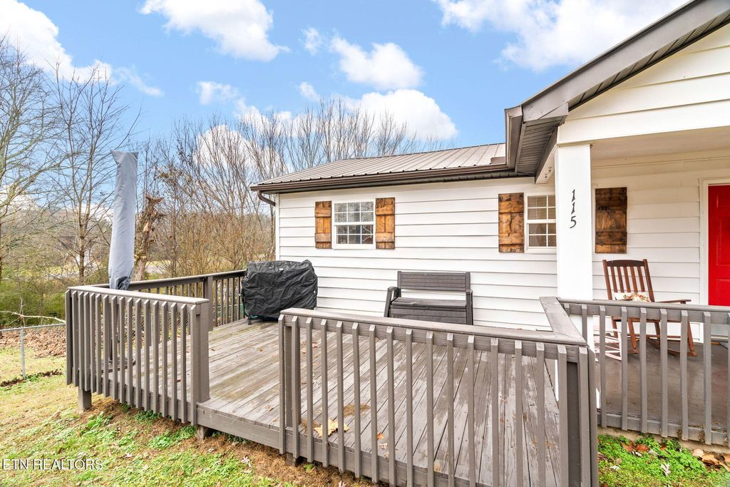 Photo of 115 County Road 339, Sweetwater, TN 37874 (MLS # 1285199)