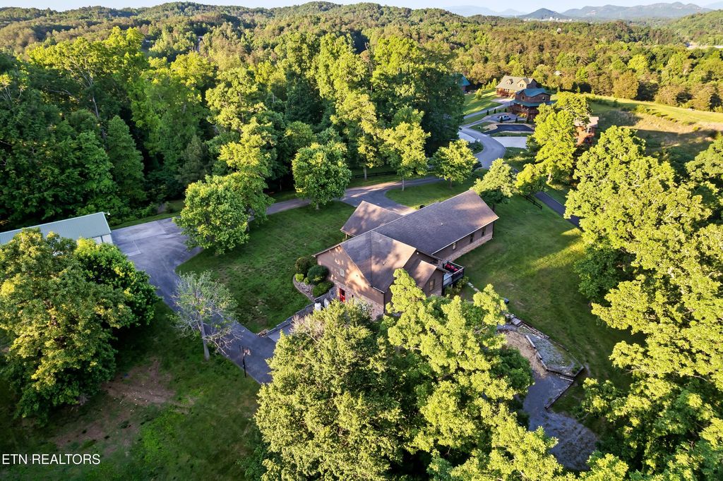 Photo of 2744 Dayne Drive, Sevierville, TN 37876 (MLS # 1338496)