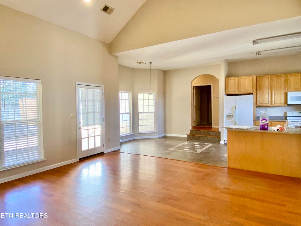 Photo of 110 Hillvale Lane, Loudon, TN 37774 (MLS # 1356658)