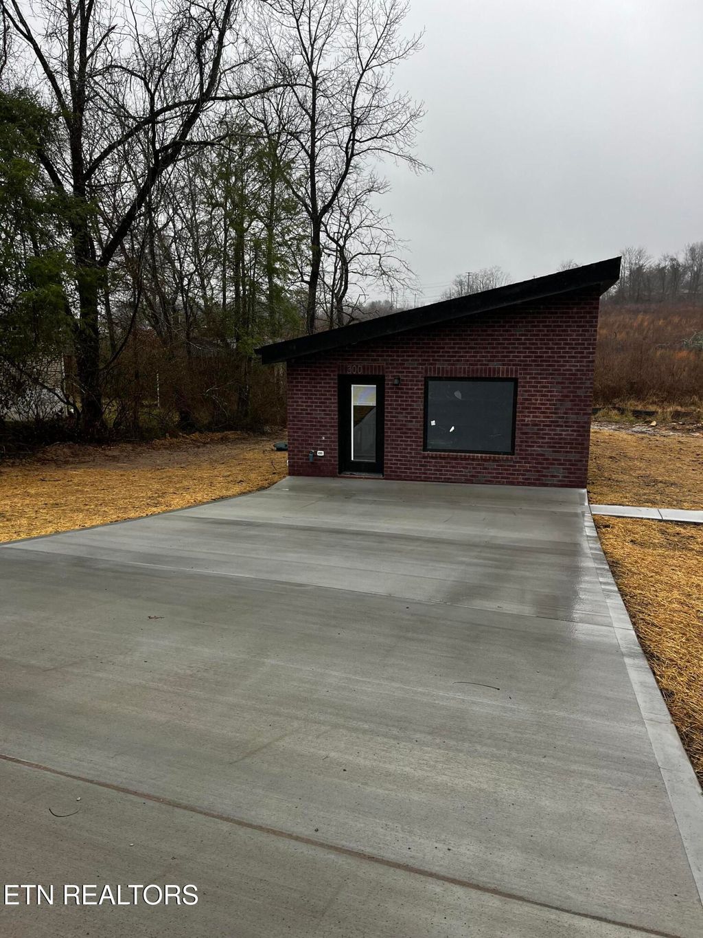 Photo of 300 Old Mail Rd, Crossville, TN 38555 (MLS # 1315438)