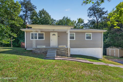Photo of 134 Pine Ridge LN, Heiskell, TN 37754 (MLS # 1355271)