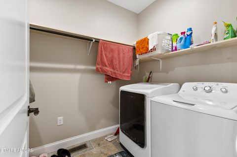 Tiny photo for 2095 Ivy Way, Newport, TN 37821 (MLS # 1327209)