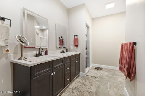 Tiny photo for 2095 Ivy Way, Newport, TN 37821 (MLS # 1327209)