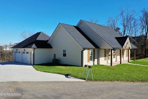 Tiny photo for 2095 Ivy Way, Newport, TN 37821 (MLS # 1327209)