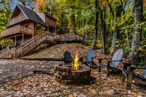 Photo of 1819 W Arolla Ct. Court, Gatlinburg, TN 37738 (MLS # 1321299)