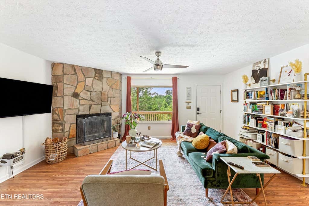 Photo of 1720 Moon Court #UNIT 1, Sevierville, TN 37876 (MLS # 1353241)