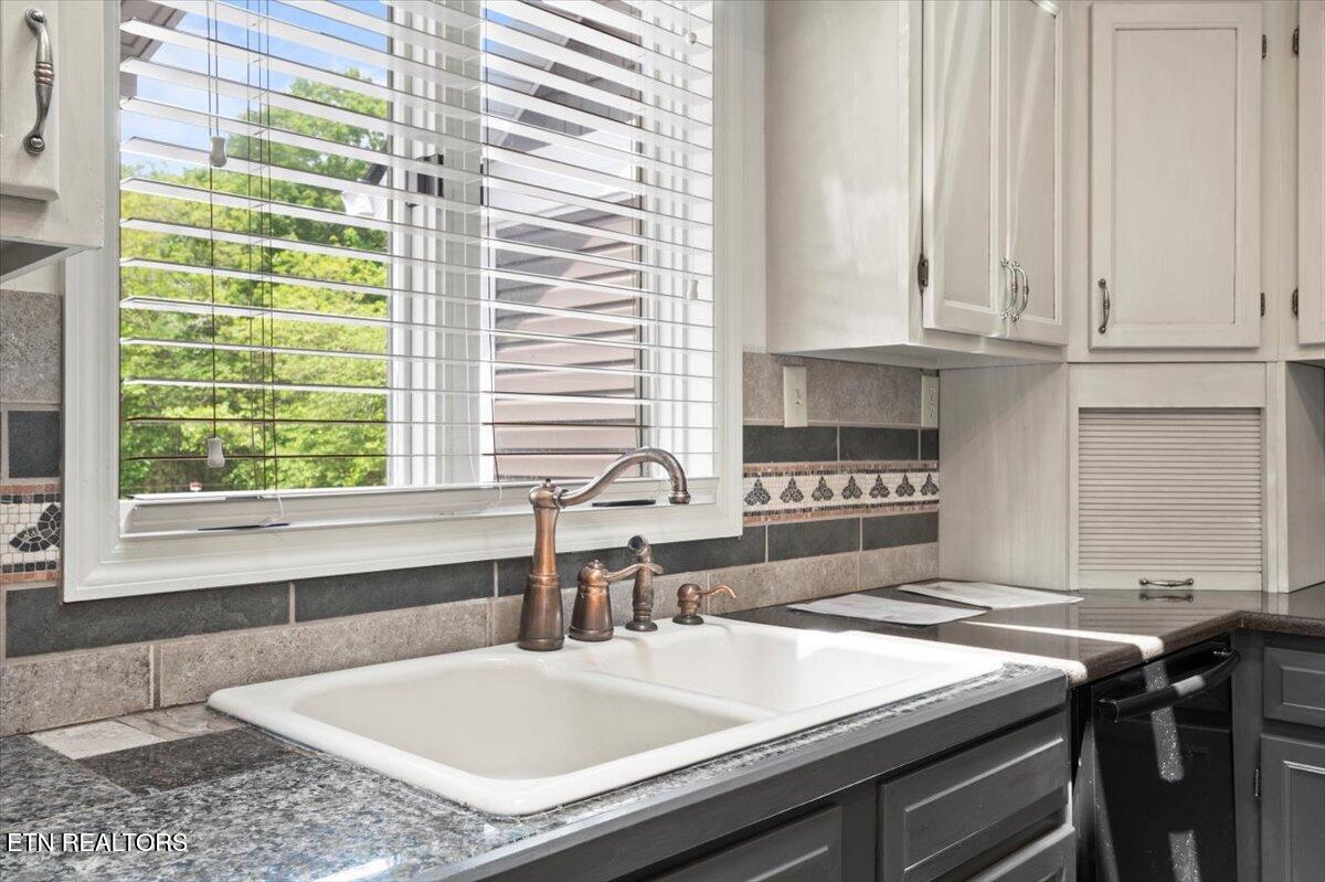 700 Shanghai Landing Lane 11