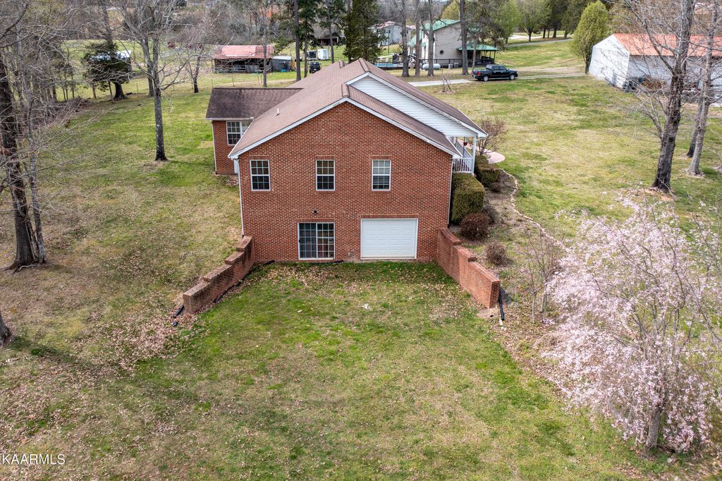 Photo of 412 Foster Rd, Blaine, TN 37709 (MLS # 1186397)