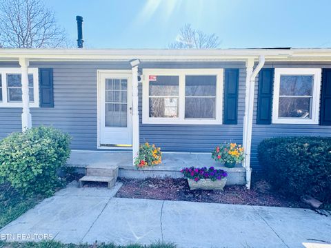 Tiny photo for 138 S Gaylor Rd, LaFollette, TN 37766 (MLS # 1334543)
