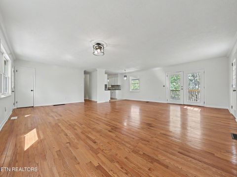 Tiny photo for 138 S Gaylor Rd, LaFollette, TN 37766 (MLS # 1334543)