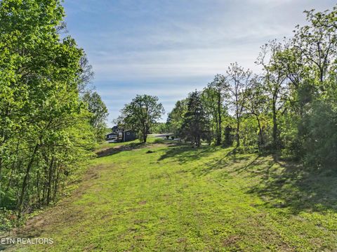Tiny photo for 138 S Gaylor Rd, LaFollette, TN 37766 (MLS # 1334543)