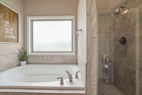 Tiny photo for 108 Creek View Court, Oak Ridge, TN 37830 (MLS # 1348824)