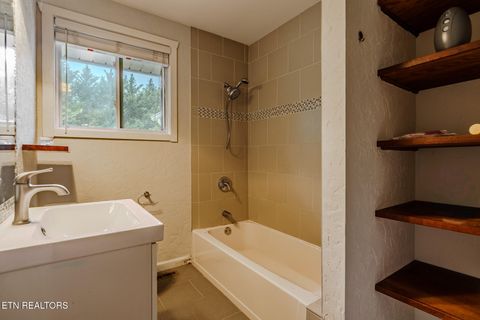Tiny photo for 805 Wesley Rd, Knoxville, TN 37909 (MLS # 1339094)