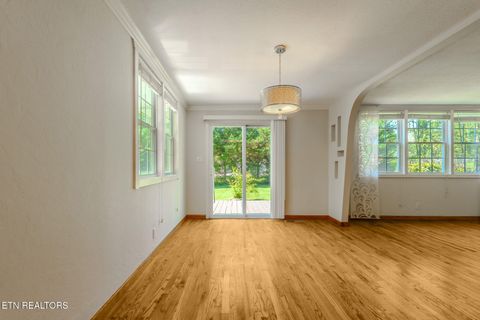 Tiny photo for 805 Wesley Rd, Knoxville, TN 37909 (MLS # 1339094)