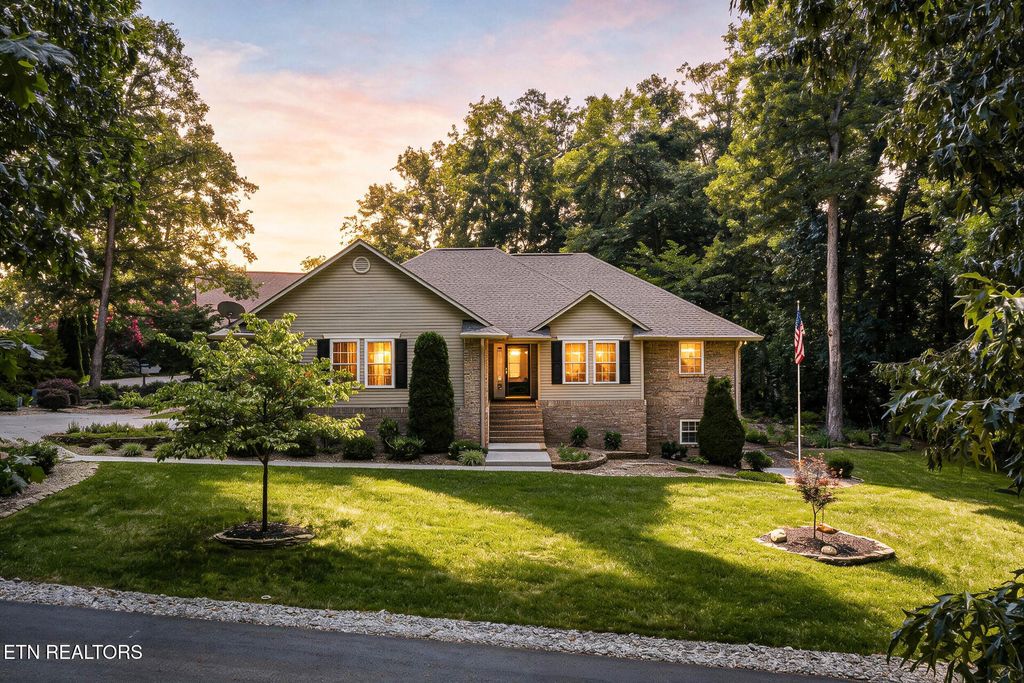Photo of 113 Kawatuska Way, Loudon, TN 37774 (MLS # 1348965)