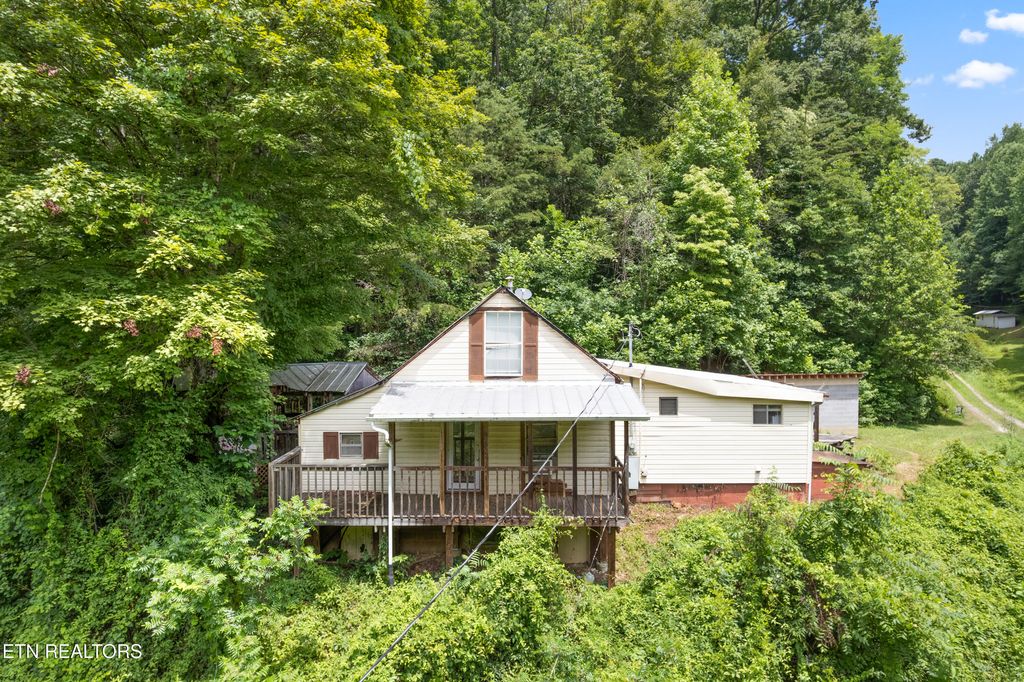 Photo of 1548 Hawk Lane, Seymour, TN 37865 (MLS # 1306921)