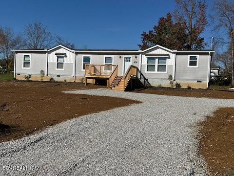 Tiny photo for 128 2nd St, Rockwood, TN 37854 (MLS # 1320808)