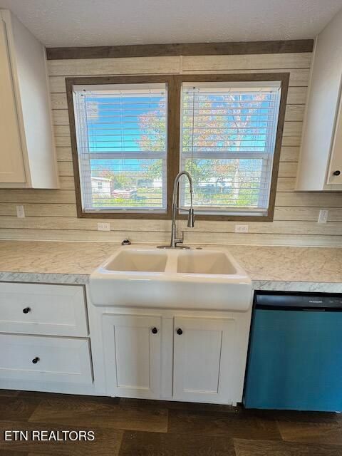 Tiny photo for 128 2nd St, Rockwood, TN 37854 (MLS # 1320808)