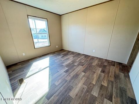 Tiny photo for 128 2nd St, Rockwood, TN 37854 (MLS # 1320808)