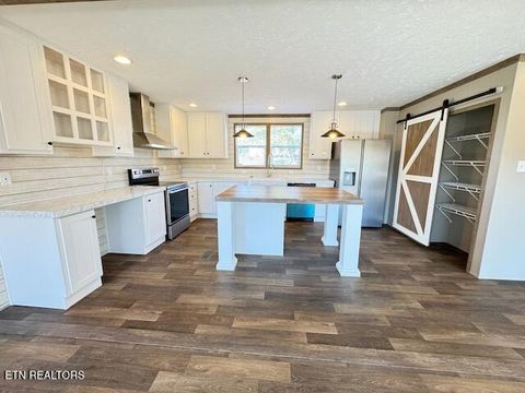 Tiny photo for 128 2nd St, Rockwood, TN 37854 (MLS # 1320808)