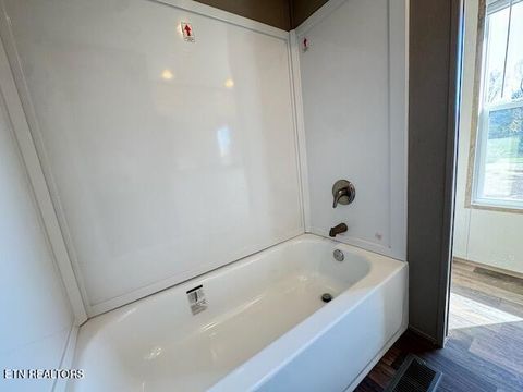 Tiny photo for 128 2nd St, Rockwood, TN 37854 (MLS # 1320808)