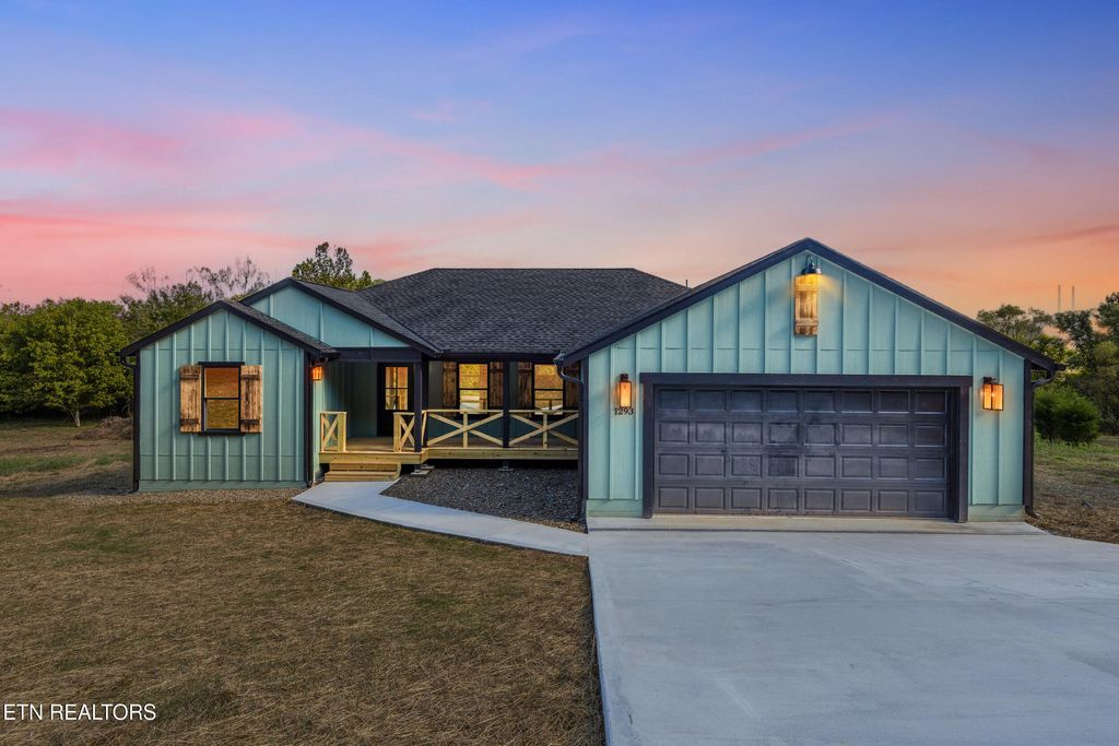 Photo of 1293 Swan Pond Circle Rd, Harriman, TN 37748 (MLS # 1315736)