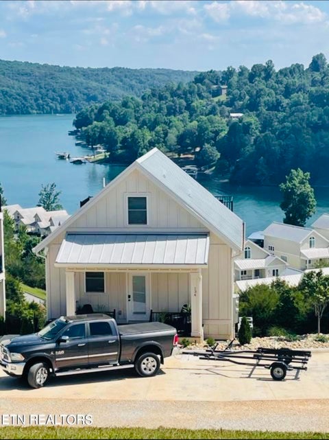 Photo of 134 E Harbor View Lane #B, LaFollette, TN 37766 (MLS # 1354024)