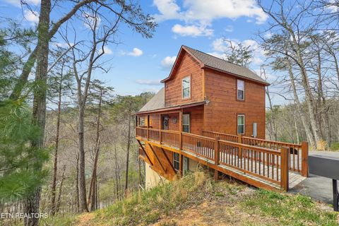 Tiny photo for 1531 Starwood Way, Sevierville, TN 37862 (MLS # 1335868)