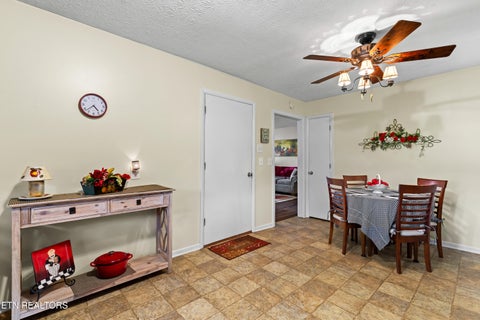 Tiny photo for 2811 Norcross Rd, Maryville, TN 37803 (MLS # 1356062)
