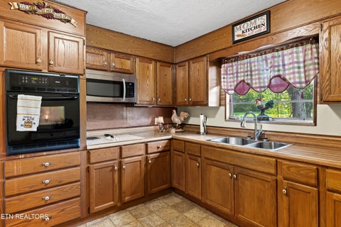 Tiny photo for 2811 Norcross Rd, Maryville, TN 37803 (MLS # 1356062)