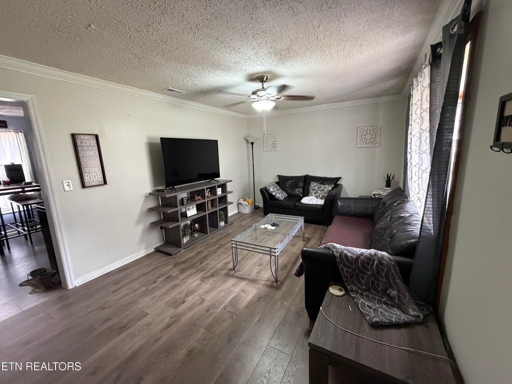 Photo of 5713 Aloha Ave, Knoxville, TN 37921 (MLS # 1330943)