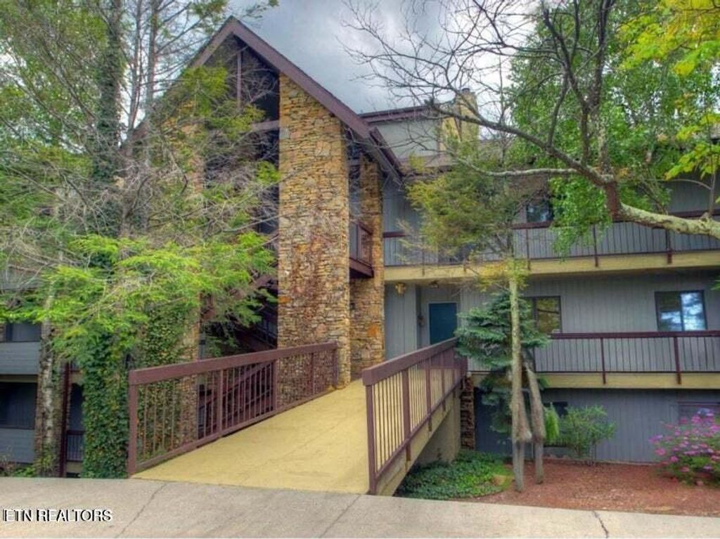 Photo of 1130 Ski View Drive #UNIT 115, Gatlinburg, TN 37738 (MLS # 1299112)