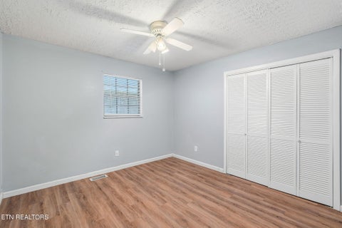 Tiny photo for 19211923 Harvard St, Maryville, TN 37801 (MLS # 1355529)
