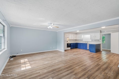 Tiny photo for 19211923 Harvard St, Maryville, TN 37801 (MLS # 1355529)