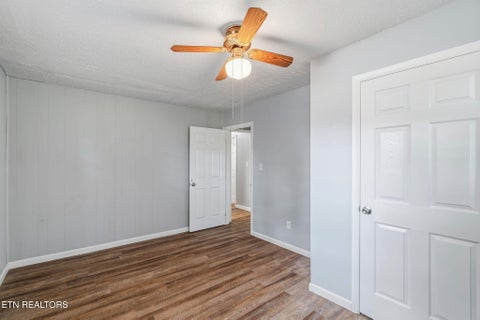 Tiny photo for 19211923 Harvard St, Maryville, TN 37801 (MLS # 1355529)