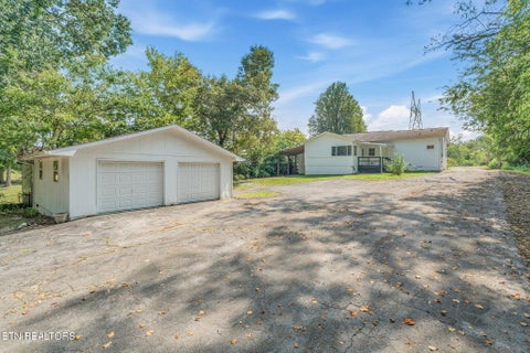 Tiny photo for 19211923 Harvard St, Maryville, TN 37801 (MLS # 1355529)