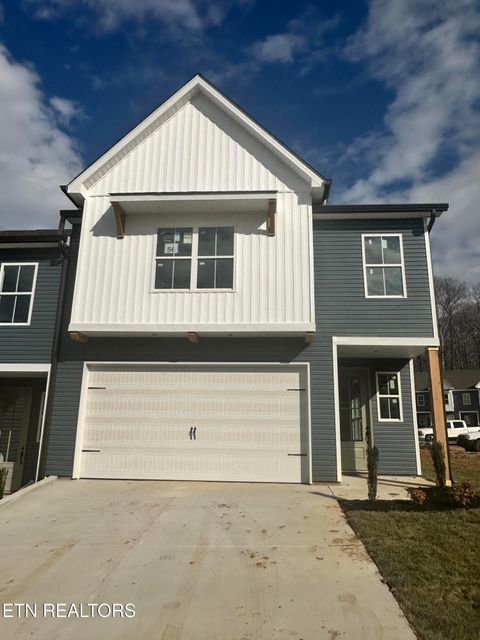 1718 Lateglow Way Knoxville TN 37931