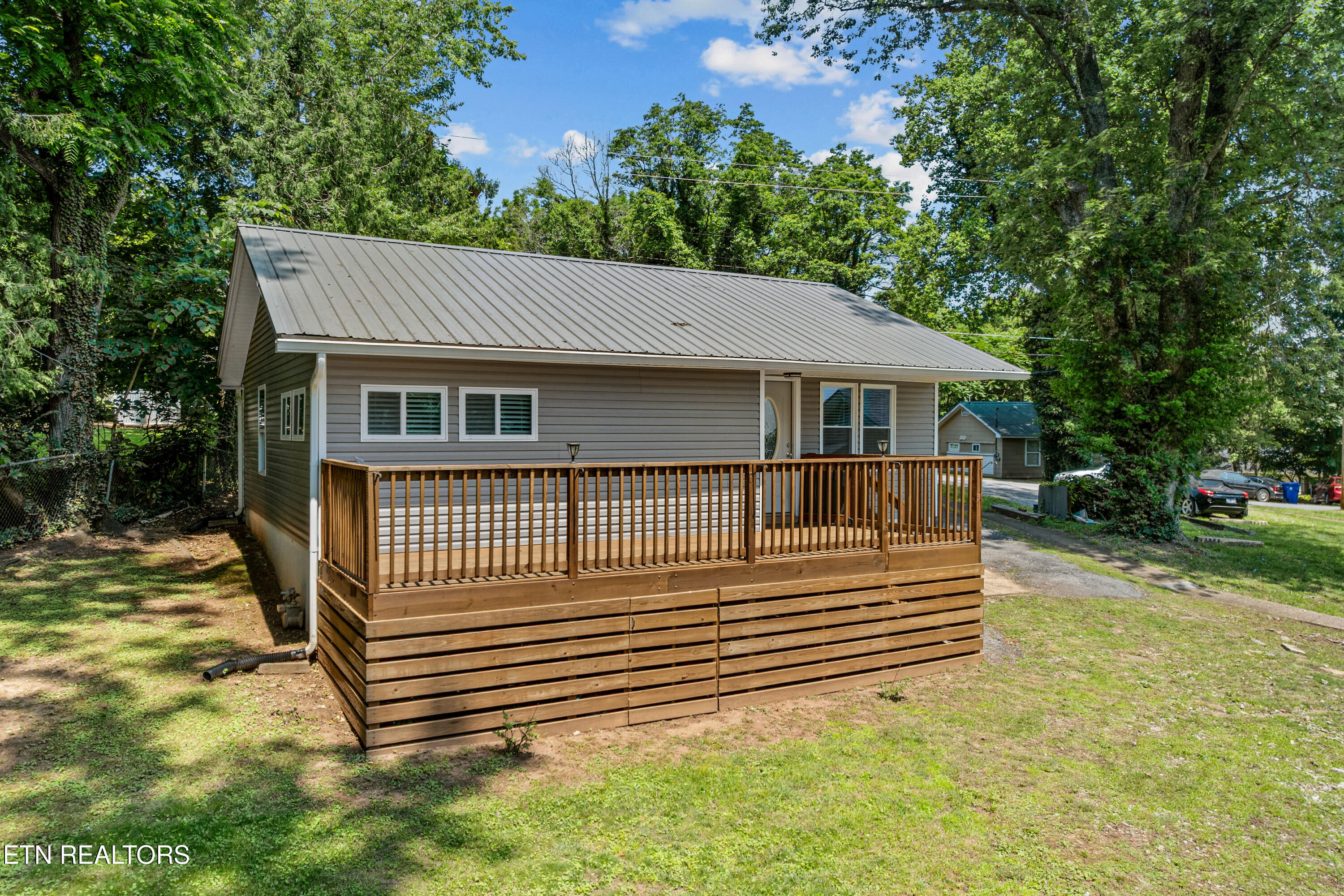 118 S Walker Lane