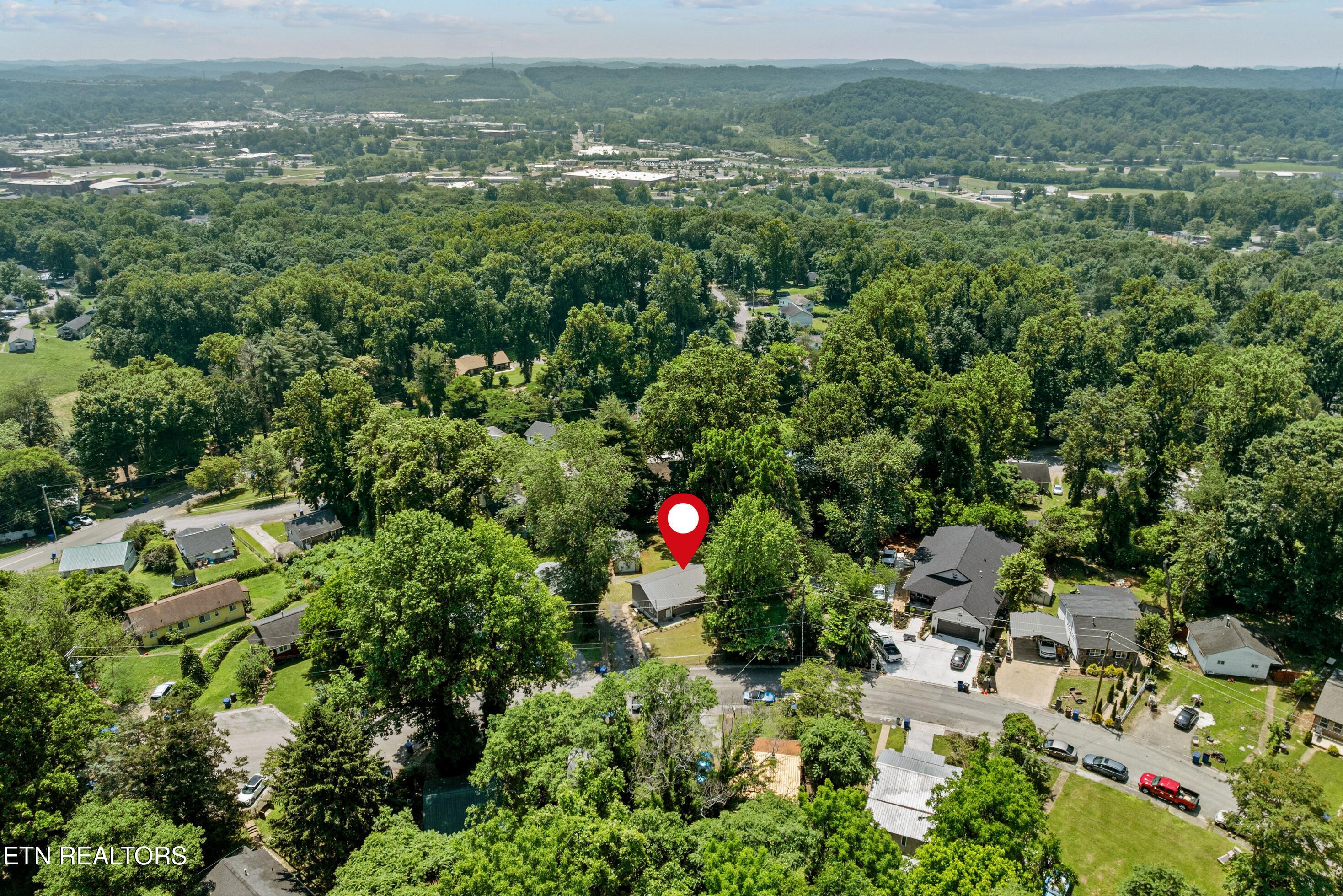 118 S Walker Lane