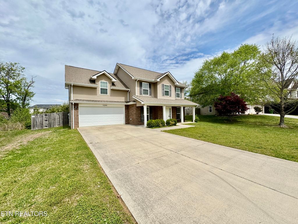 Photo of 1203 Elsborn Ridge Rd, Maryville, TN 37801 (MLS # 1339641)