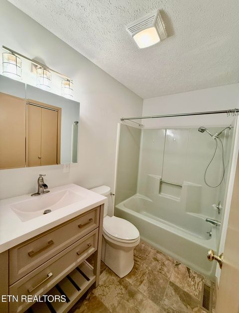Tiny photo for 886 Tate Road Rd, Bean Station, TN 37708 (MLS # 1298866)
