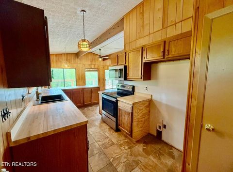 Tiny photo for 886 Tate Road Rd, Bean Station, TN 37708 (MLS # 1298866)