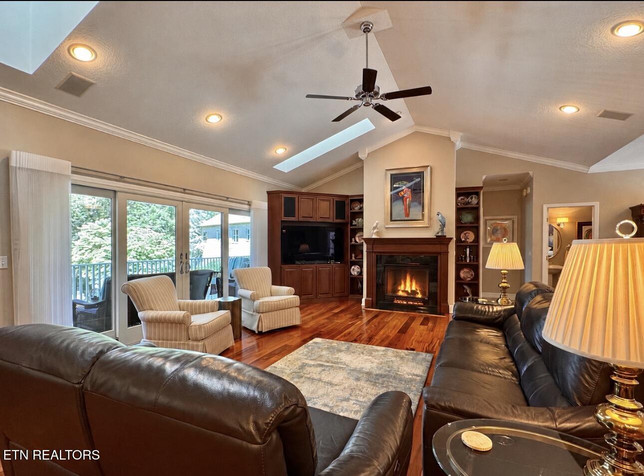 201 Iroquois Circle